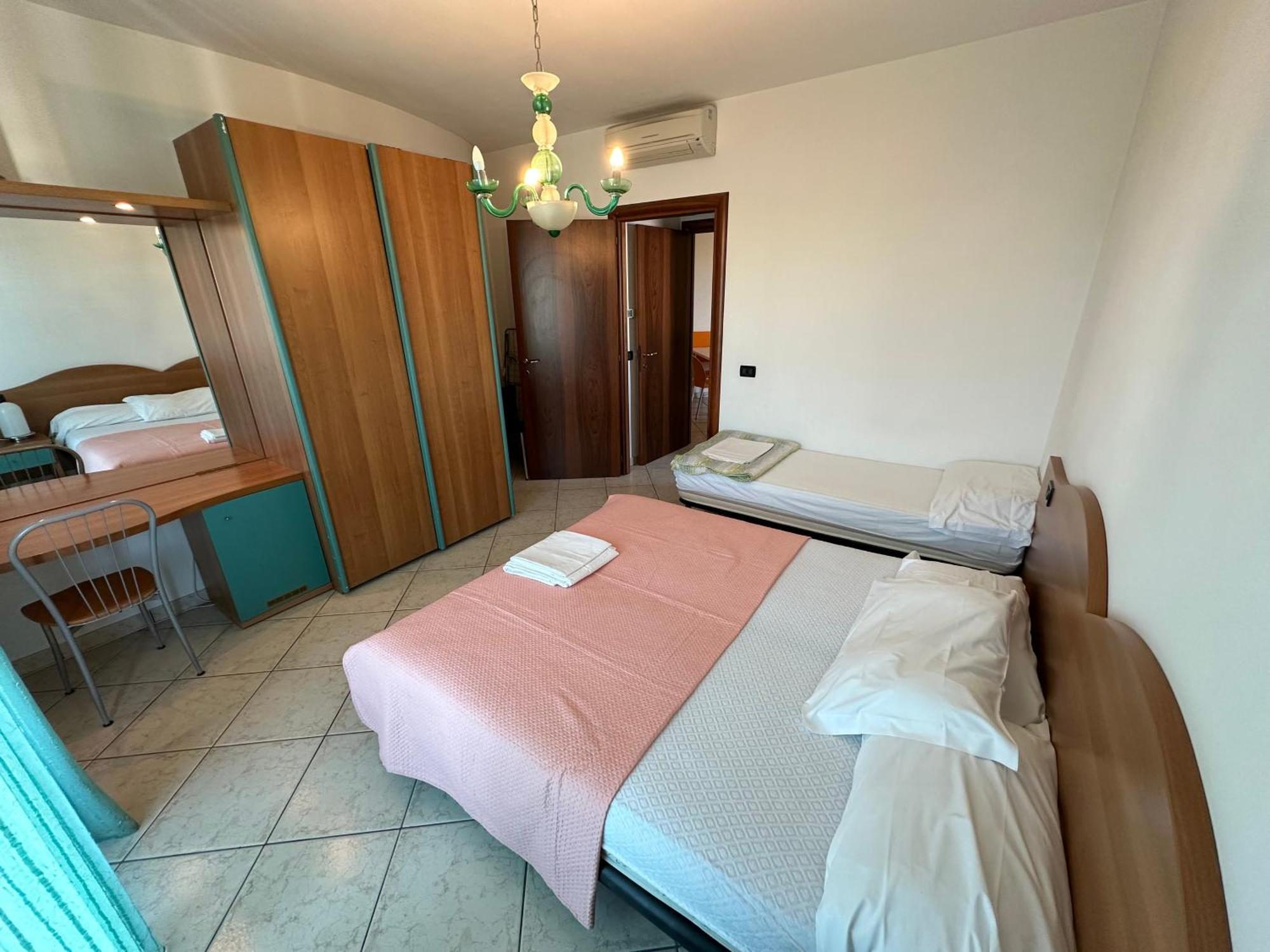 Residence Diana Frontemare Caorle Exterior foto